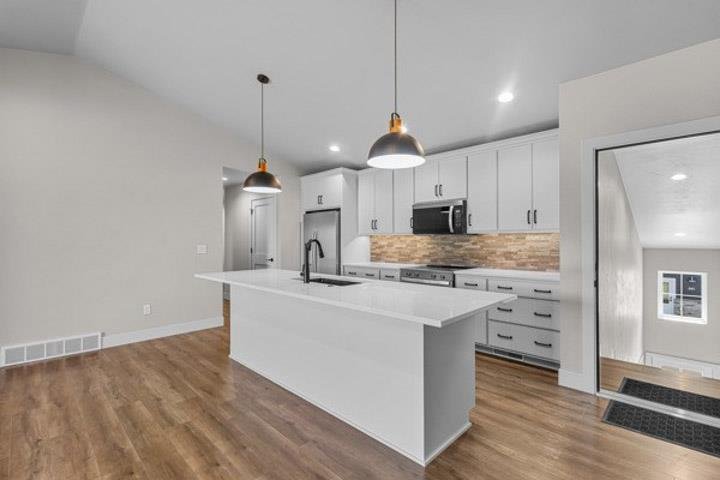 Condo in Sturgeon Bay, Wisconsin, United States 4 - 18280012
