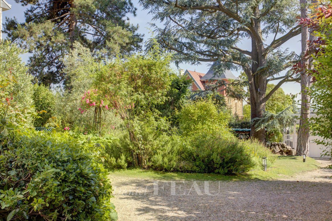 House in Saint-Cloud, Ile-de-France, France 5 - 18295965