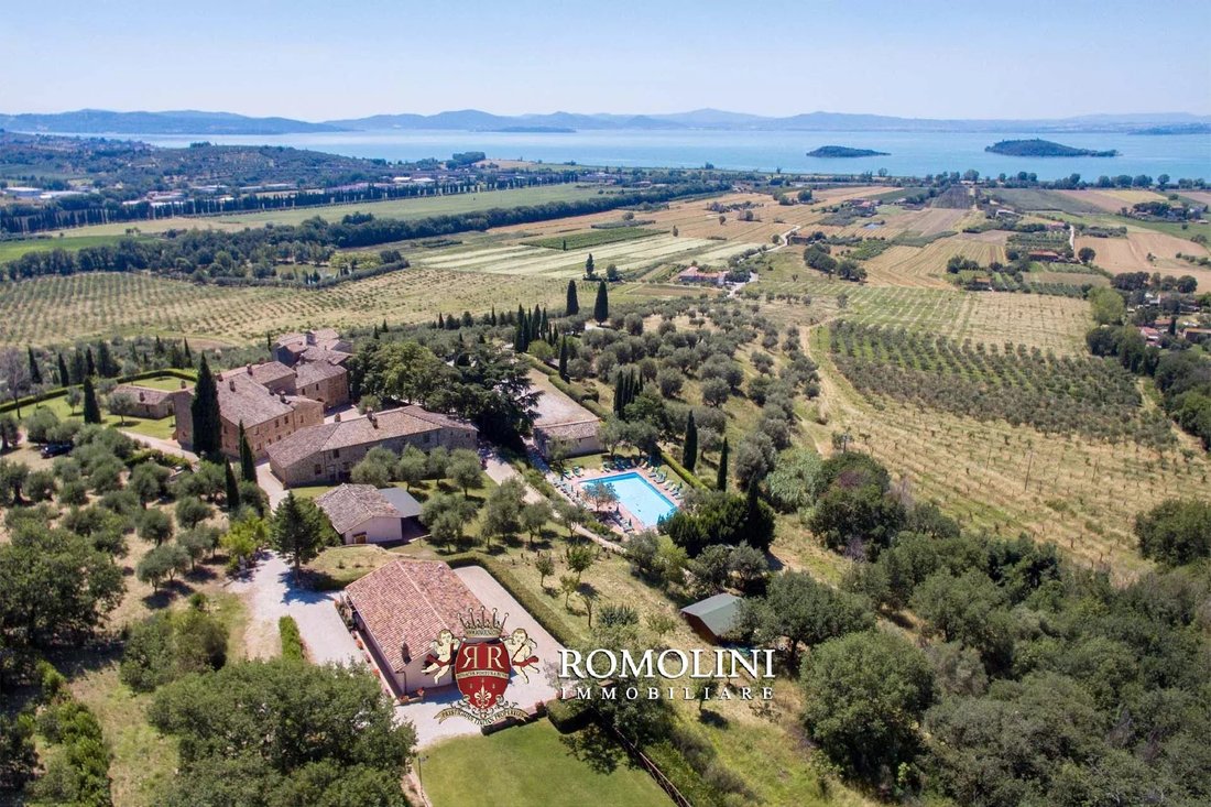 Autres à Tuoro sul Trasimeno, Ombrie, Italie 3 - 17756235
