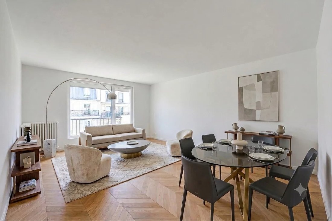Apartment in La Fourche-Guy Môquet, Paris 17e Arrondissement, Paris 1 - 18271856