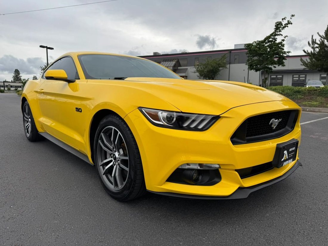 Coupe in Bellevue, WA, United States 2 - 18287027