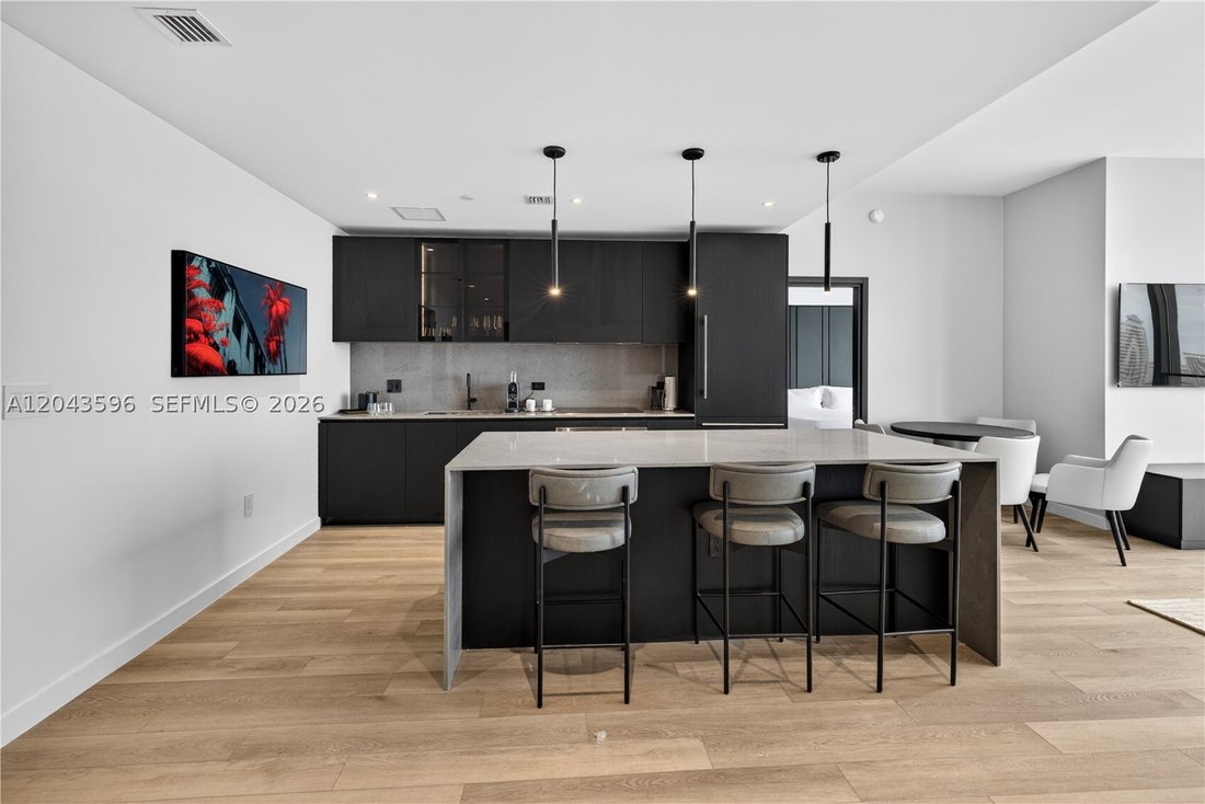 Condo in Miami, Florida, United States 1 - 18288280