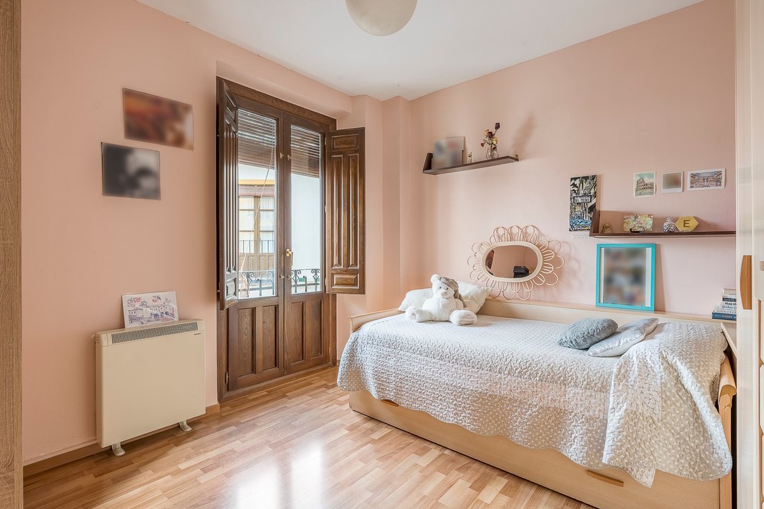 Centro, Granada, Spain 5 - 18286210