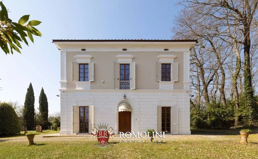 Villa à Centre, Pontedera, Toscane 1