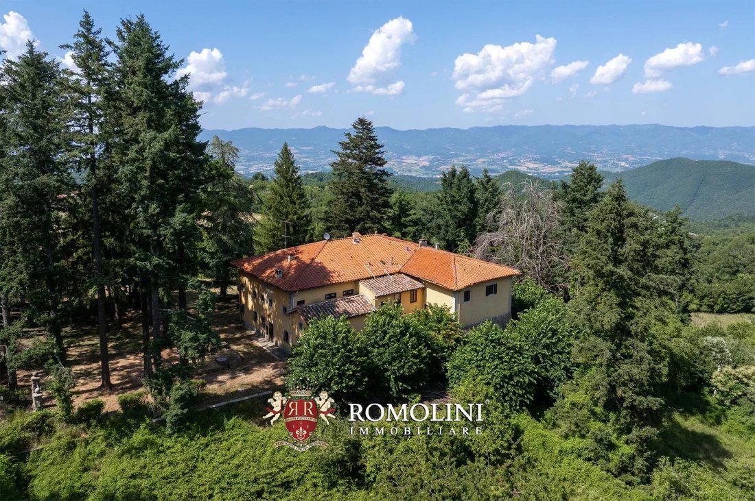 Estate in Borgo San Lorenzo, Tuscany, Italy 3 - 15665916