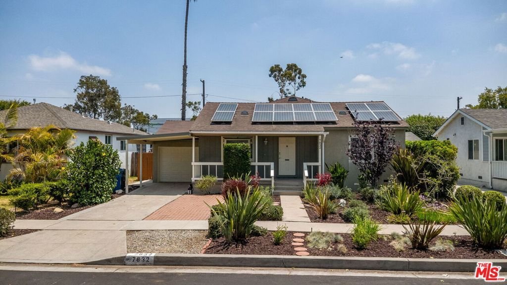 House in Los Angeles, California, United States 1 - 18244968