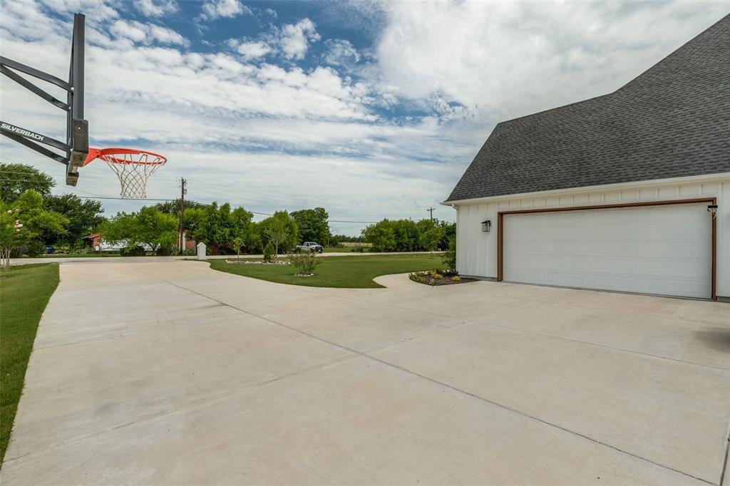 House in Van Alstyne, Texas, United States 3 - 18293665