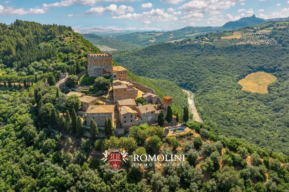 Castle in Castiglione d'Orcia, Tuscany, Italy 5 - 15665915