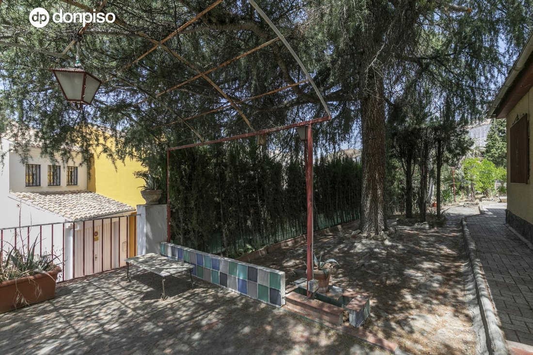 Cenes de la Vega, Andalusia, Spain 2 - 18292212
