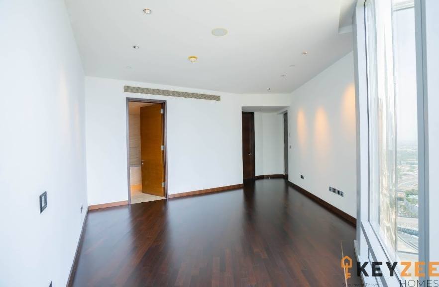 Apartment in Downtown Dubai, Dubai, United Arab Emirates 4 - 18288931