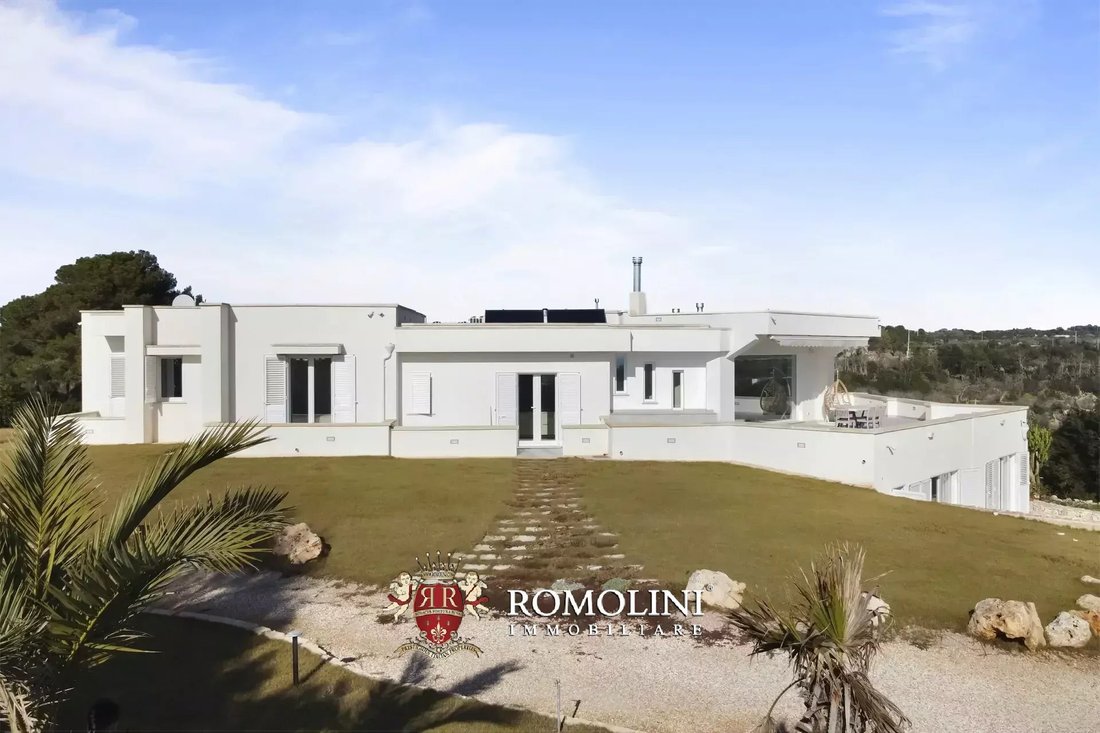 Villa in Castrignano del Capo, Apulia, Italy 2 - 17619566