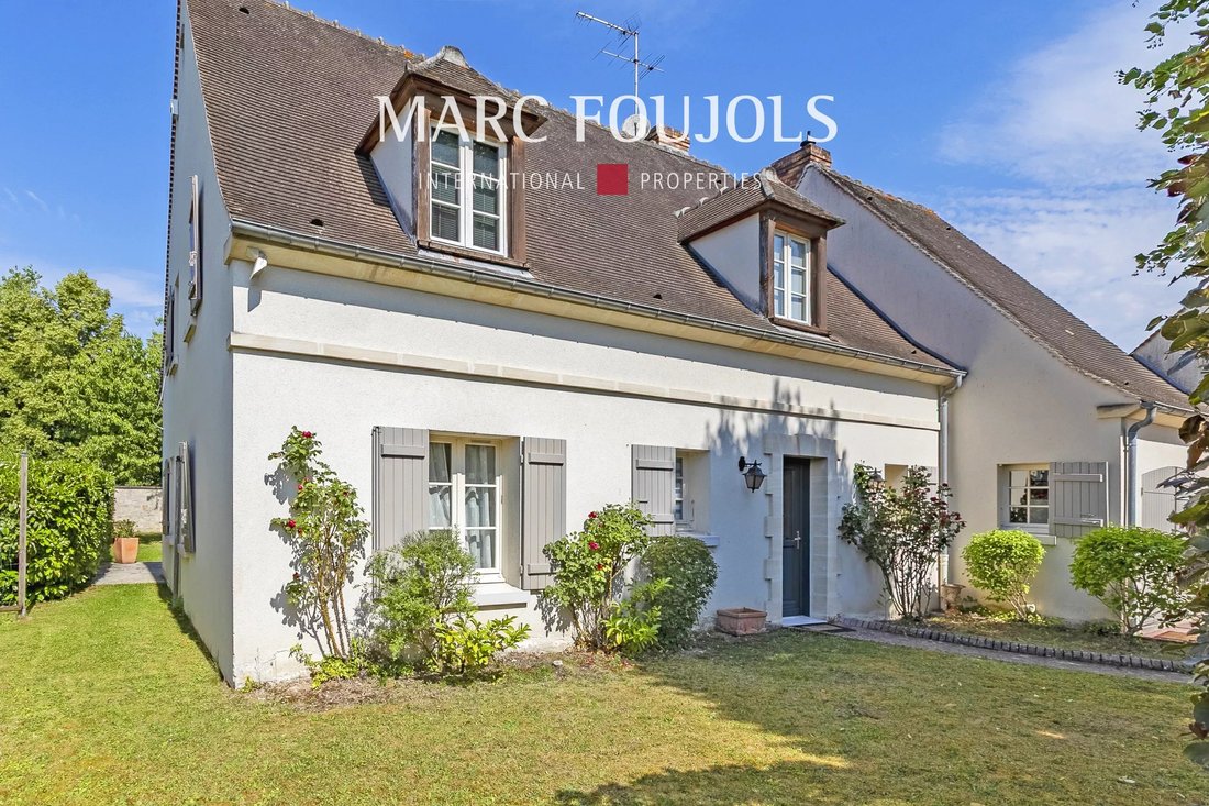 House in Senlis, Hauts-de-France, France 2 - 18282692