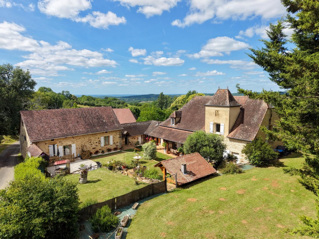 Estate in Gourdon, Occitania, France 1 - 18295001