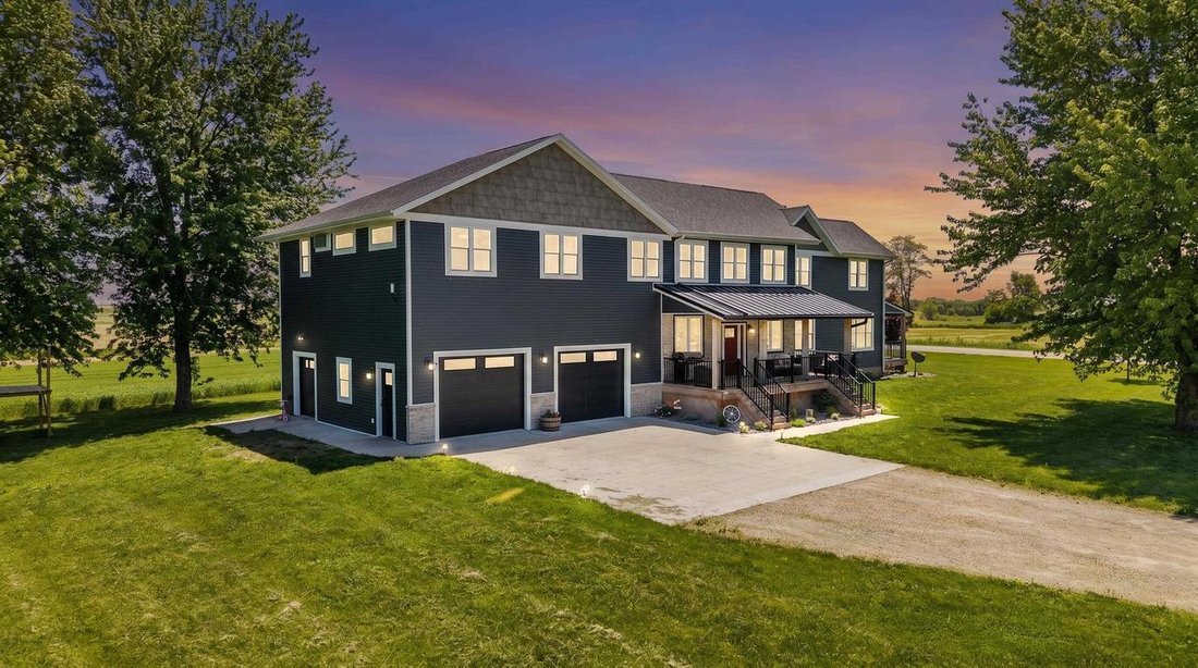 House in Beaver Dam, Wisconsin, United States 2 - 18290446