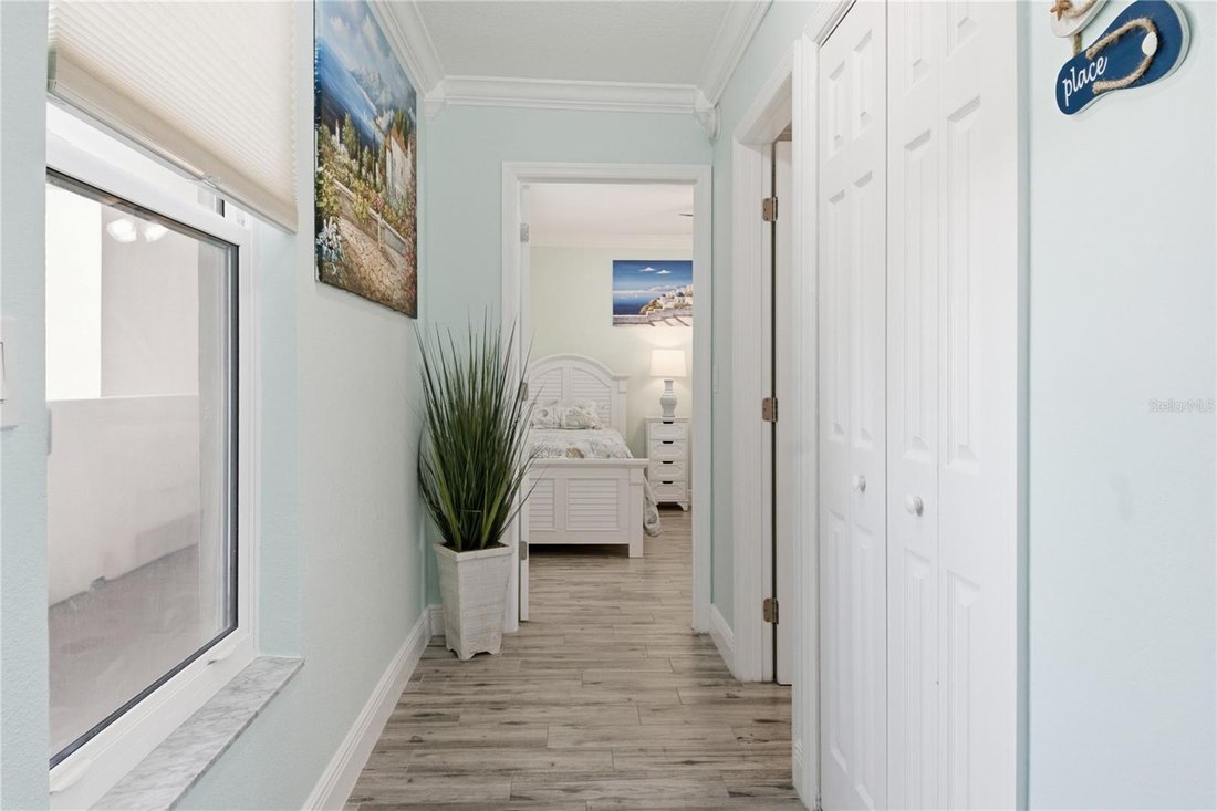 Condo in Madeira Beach, Florida, United States 5 - 18290594