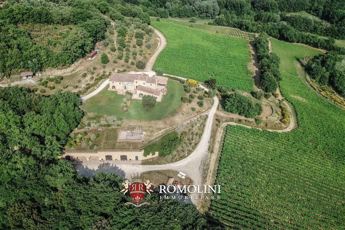 Farm Ranch in Trequanda, Tuscany, Italy 3 - 15663383