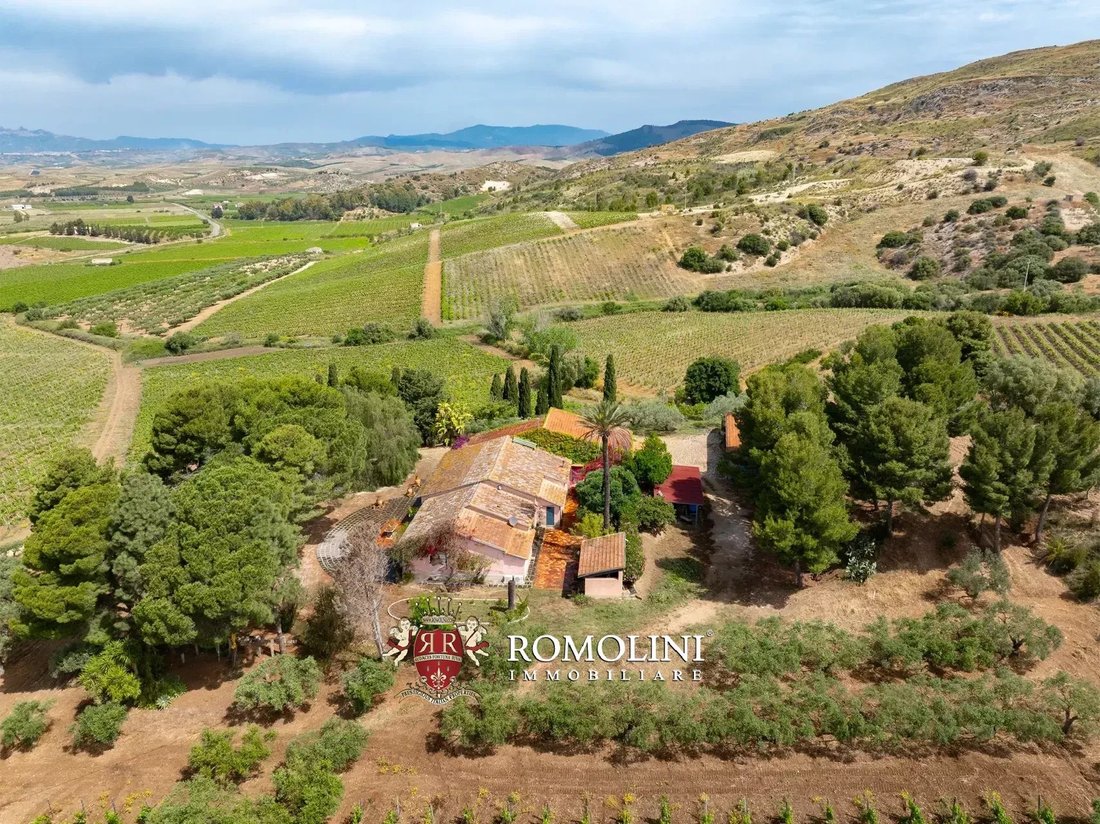 Estate in Cattolica Eraclea, Sicily, Italy 3 - 16327686