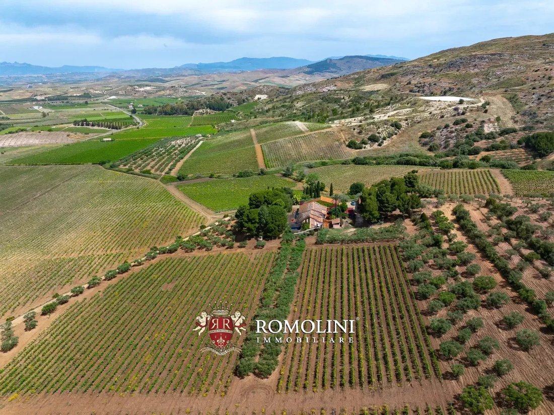 Estate in Cattolica Eraclea, Sicily, Italy 5 - 16327686