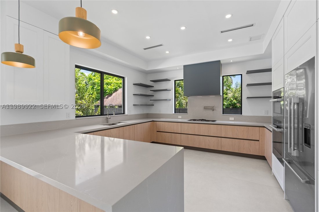 House in Miami, Florida, United States 5 - 17534068