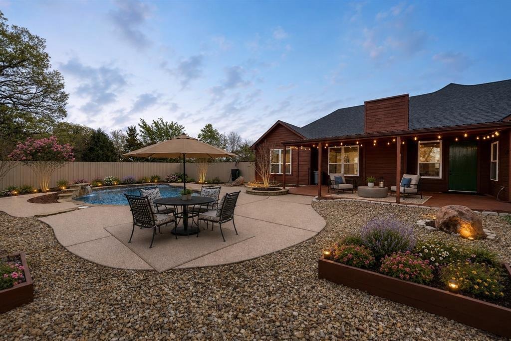 House in Bonham, Texas, United States 3 - 17749439