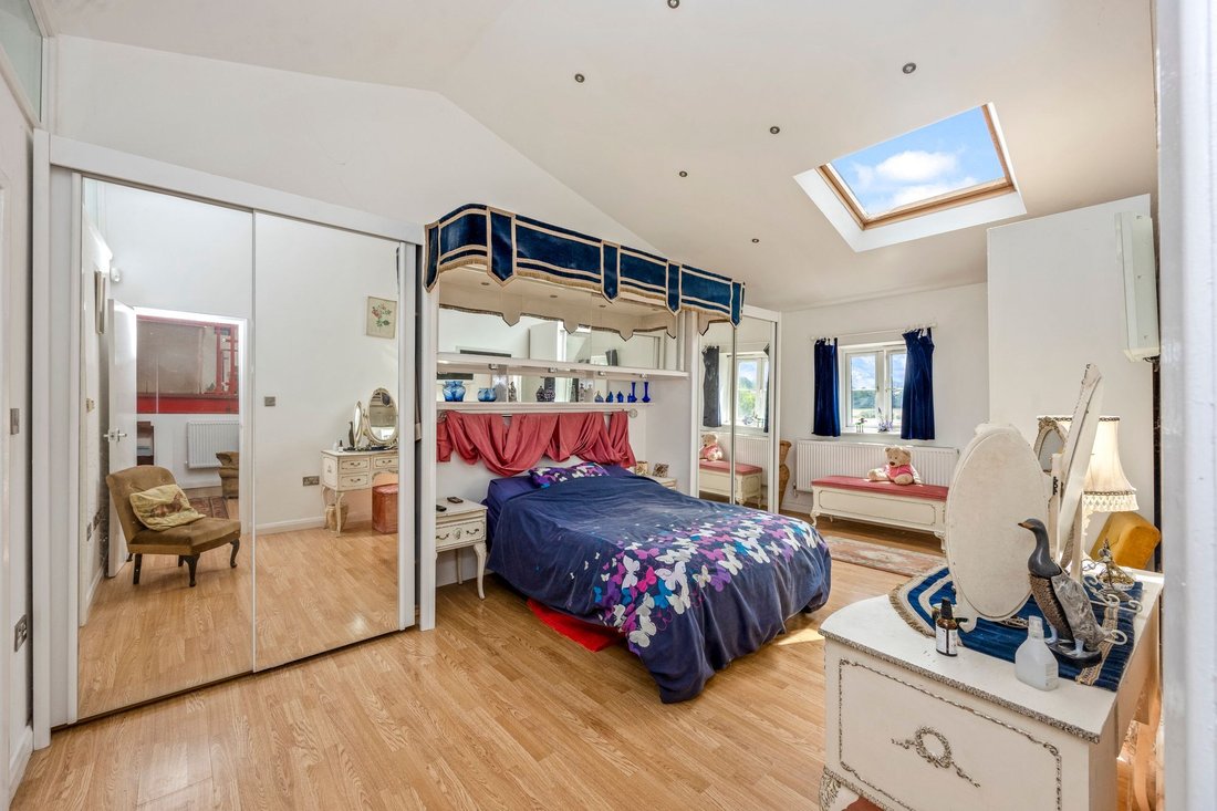 House in Henfield, England 3 - 18291177