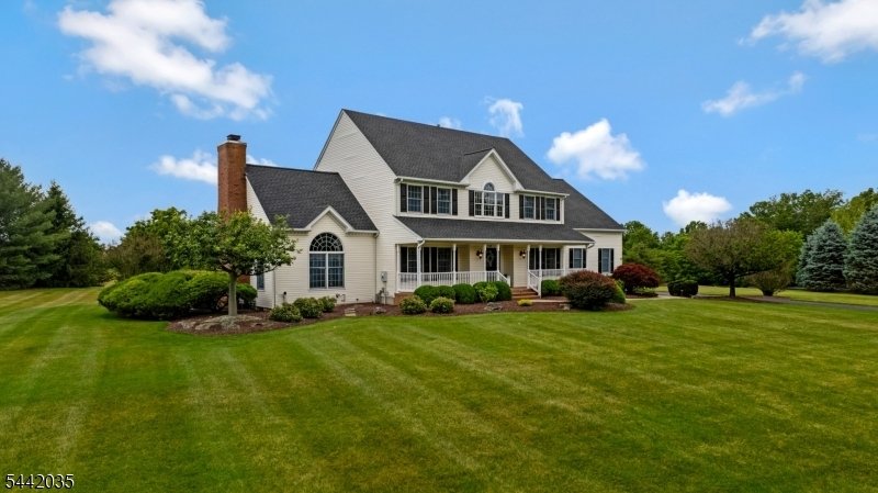 House in Hillsborough Twp., New Jersey, United States 3 - 18281477
