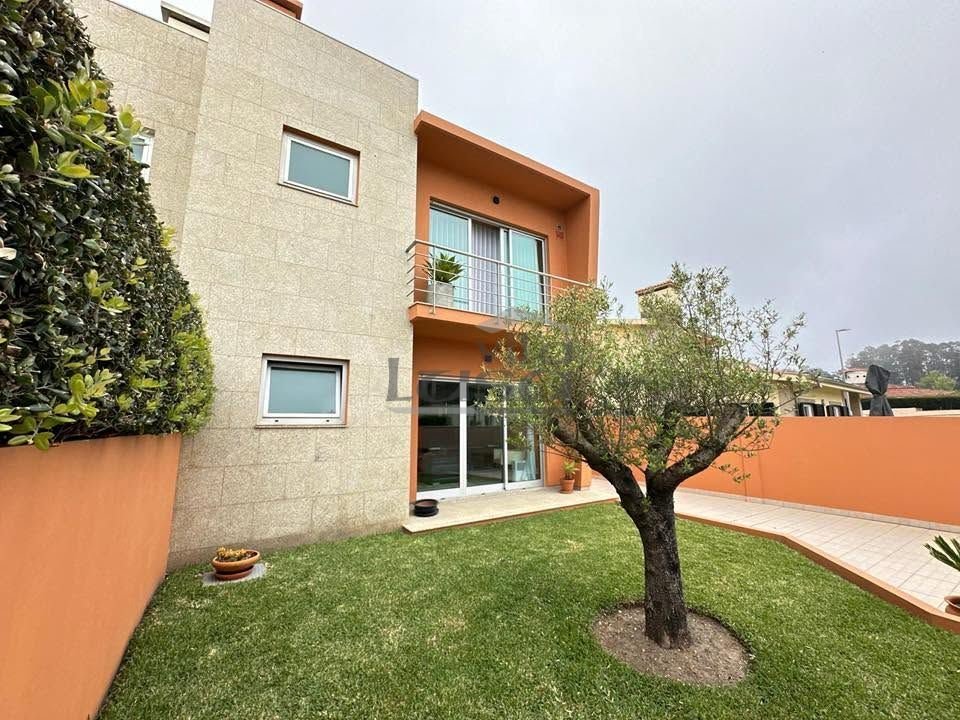 Townhouse in Vila Chã, Porto District, Portugal 5 - 18288436