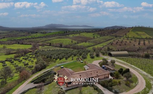 Farm Ranch in Historic Center, Orbetello, Tuscany 1