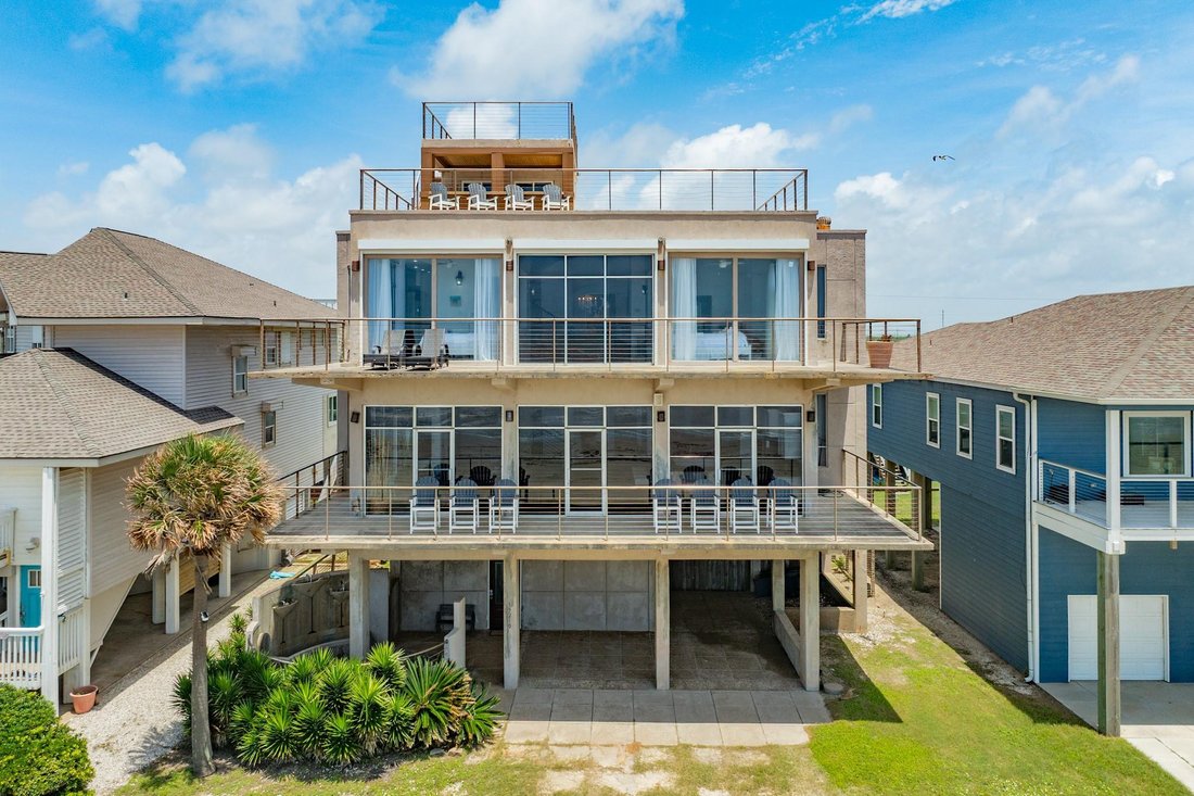 House in Galveston, Texas, United States 1 - 18290691
