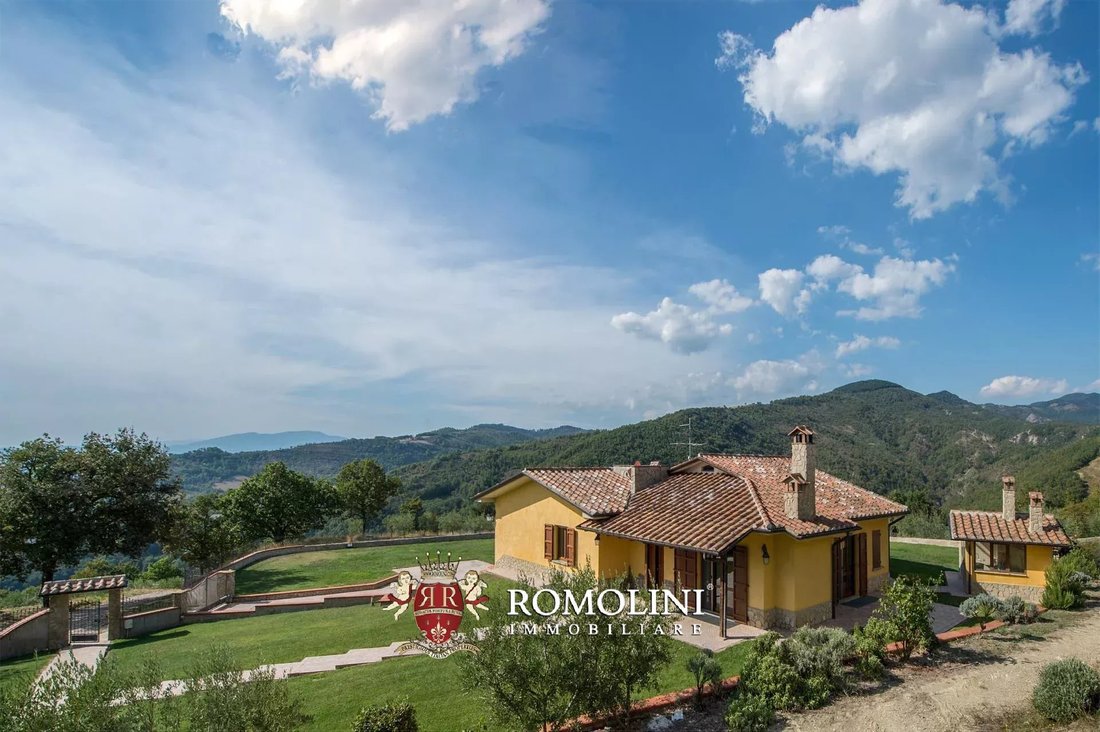 Villa in Città di Castello, Umbria, Italy 1 - 15666369