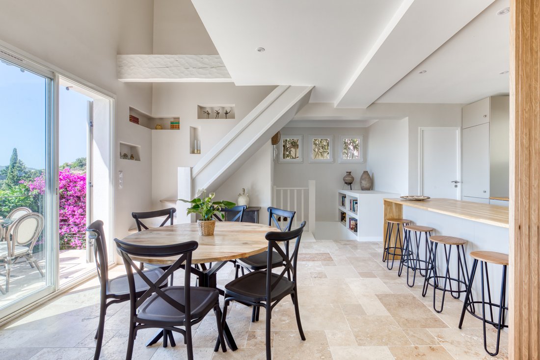 House in Hyeres, Provence-Alpes-Côte d'Azur, France 4 - 18281761
