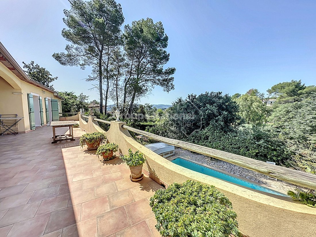 Villa in Le Tignet, Provence-Alpes-Côte d'Azur, France 4 - 18282877