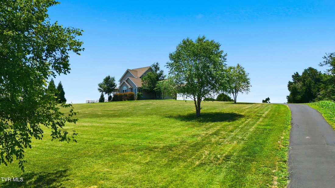 House in Greeneville, Tennessee, United States 4 - 18285932