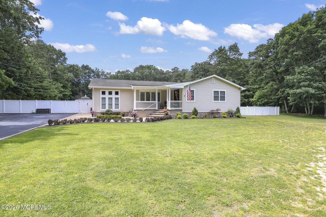 House in Jackson Township, New Jersey, United States 3 - 18281528