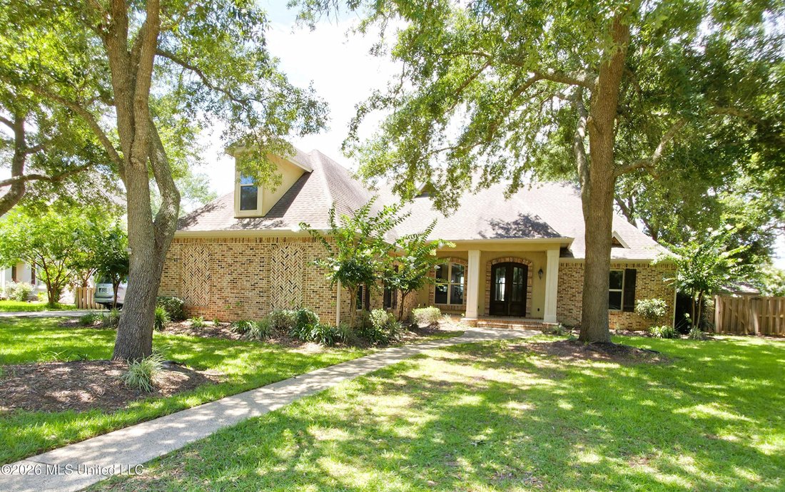 House in Ocean Springs, Mississippi, United States 1 - 18294632