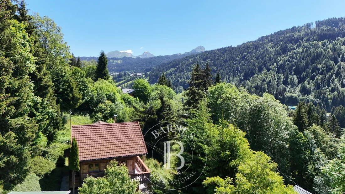 Chalet in Les Gets, Auvergne-Rhône-Alpes, France 5 - 17454965