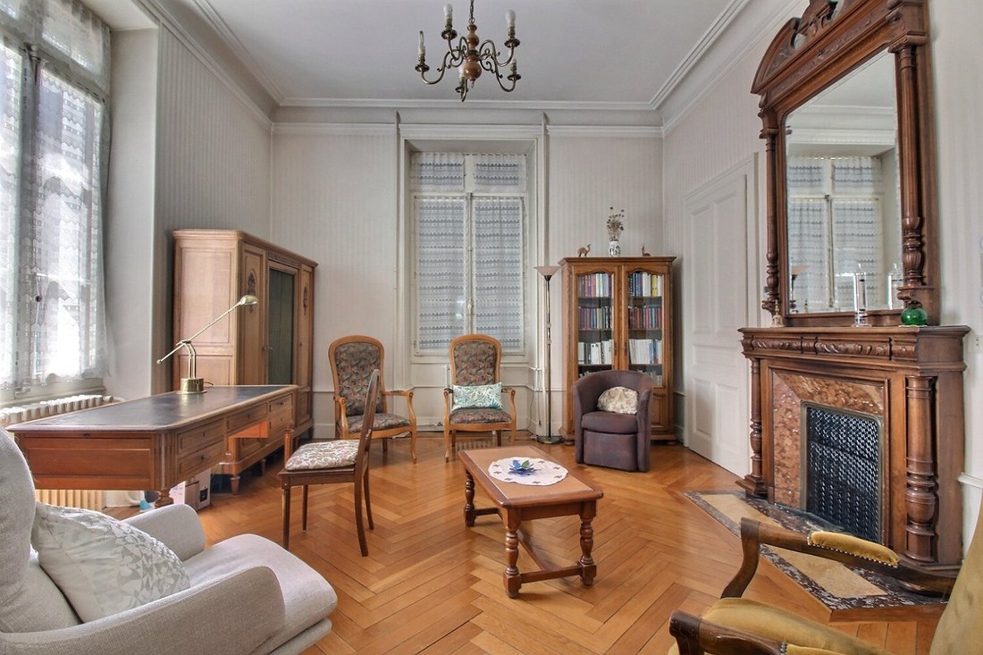 Villa in Centre Ville Nord, Aix-les-Bains, France 3 - 18292654
