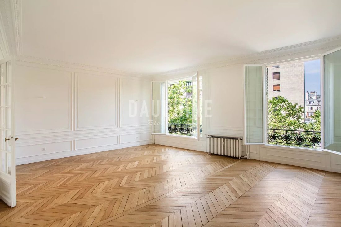 Apartment in Mouton Duvernet, Paris 14e Arrondissement, Paris 2 - 15210099