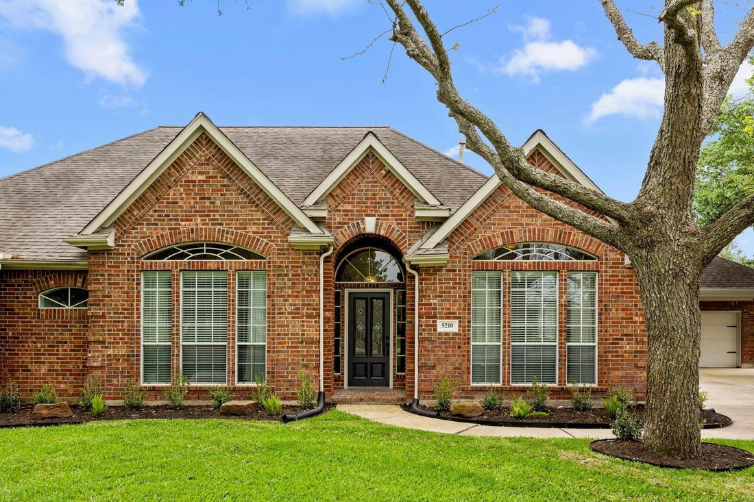 House in Fulshear, Texas, United States 5 - 18288527