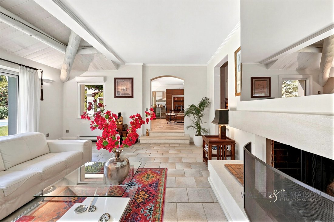 Villa in Ventabren, Provence-Alpes-Côte d'Azur, France 5 - 18294173