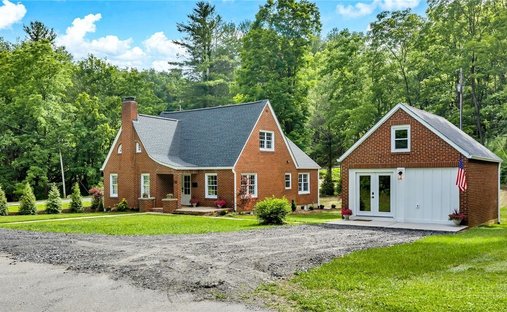 House in West Jefferson, North Carolina, United States 1