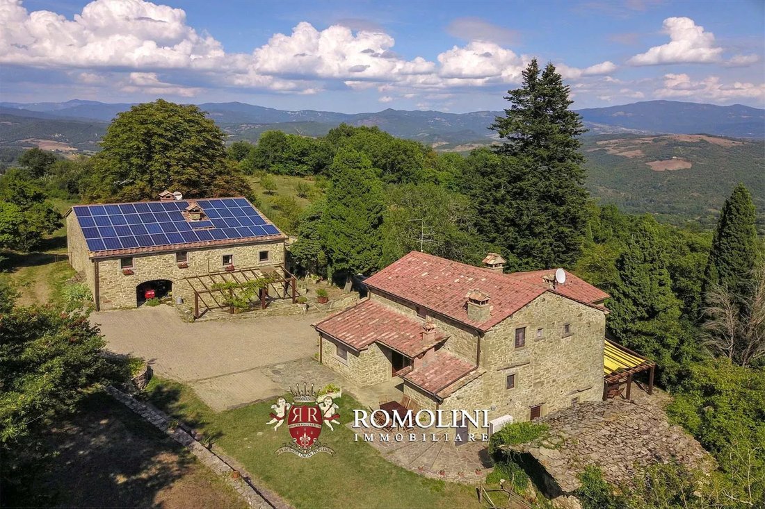 House in Caprese Michelangelo, Tuscany, Italy 2 - 15664737