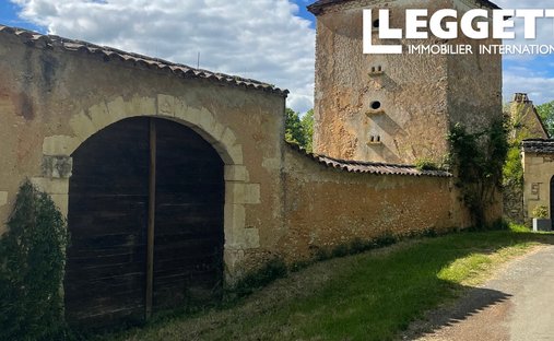 Farm Ranch in Sainte-Alvere, Val de Louyre et Caudeau, France 1