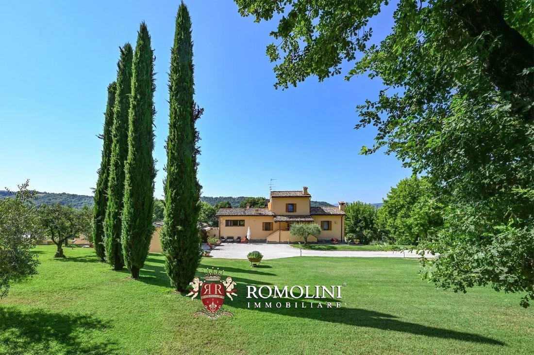 Villa in Città di Castello, Umbria, Italy 1 - 15919642