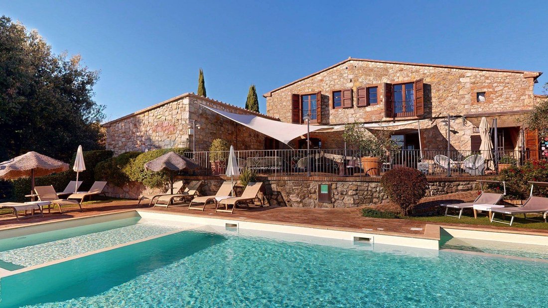 Roccastrada, Tuscany, Italy 2 - 18276127