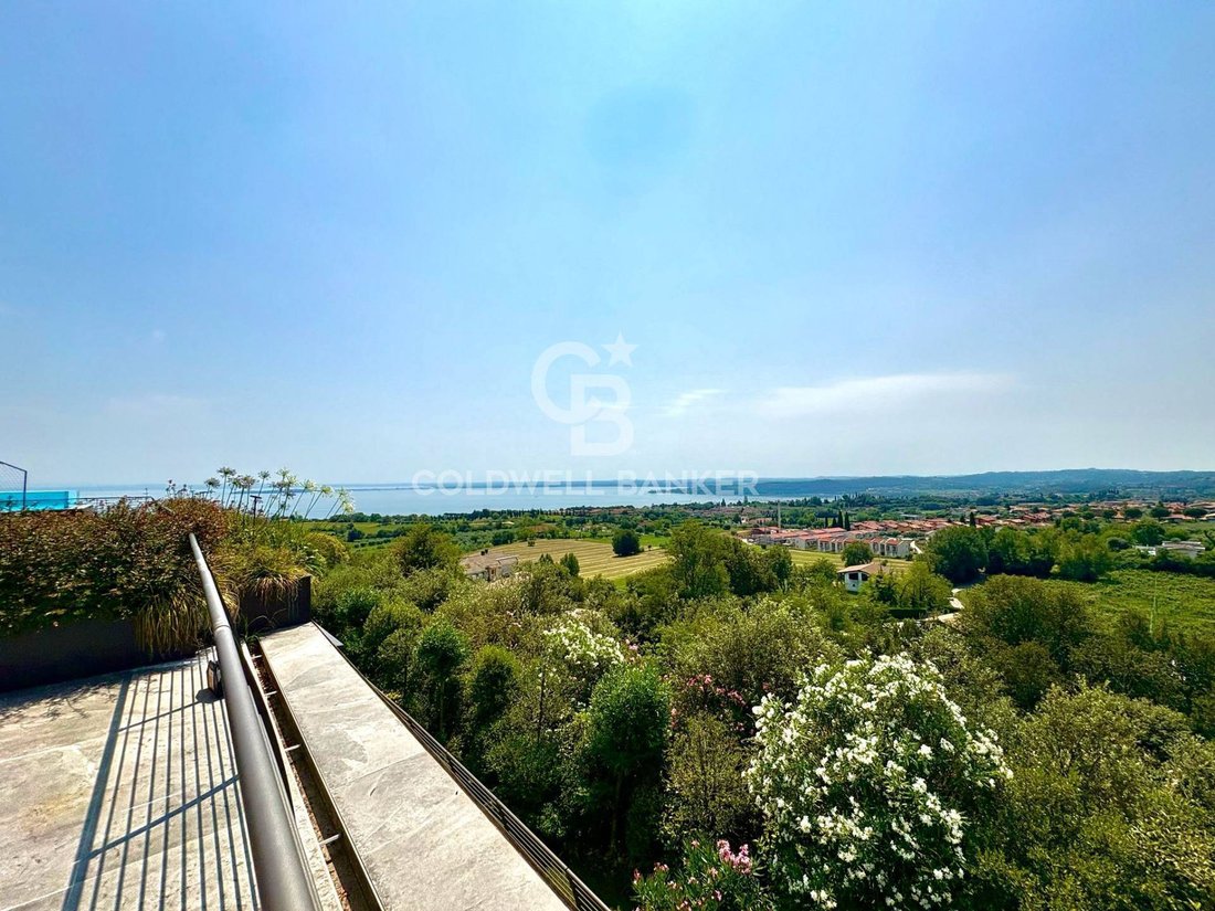 House in Hill Zone, Padenghe sul Garda, Lombardy 3 - 18287627