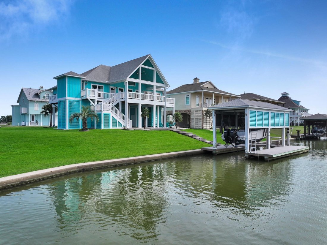 House in Bolivar Peninsula, Texas, United States 1 - 18284896