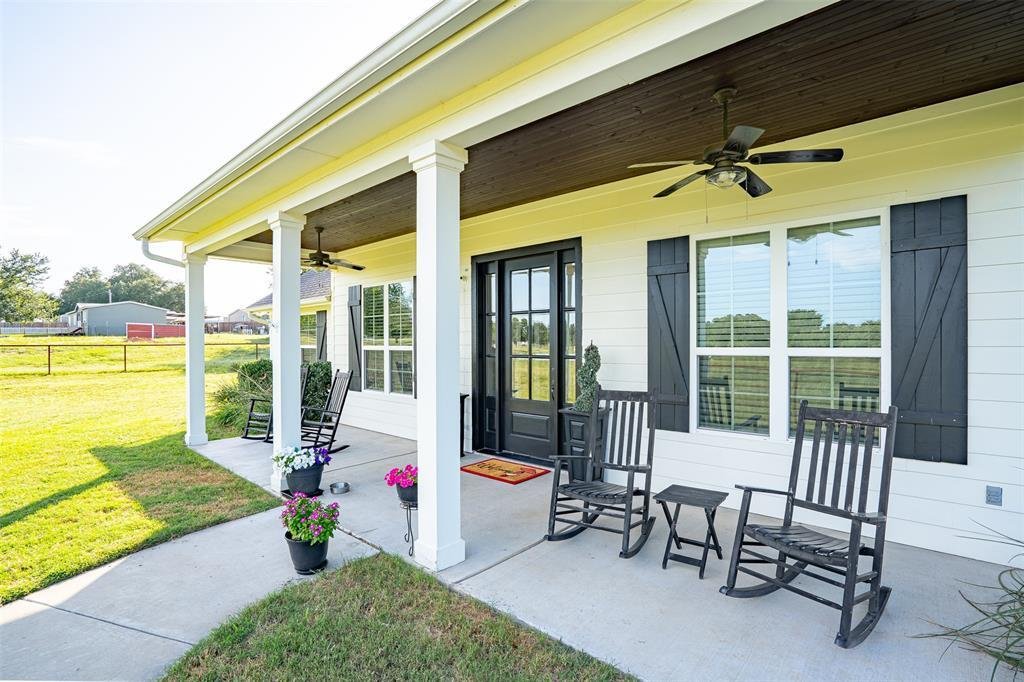 House in Granbury, Texas, United States 3 - 18296051