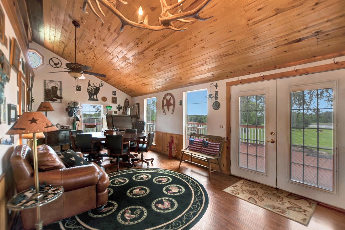 House in Milano, Texas, United States 4 - 18284845