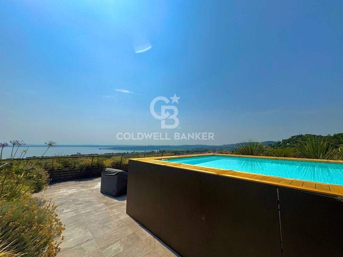 Villa in Hill Zone, Padenghe sul Garda, Lombardy 3 - 18287622